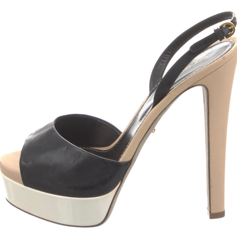 Sergio Rossi Leather Slingback Leather Slingback Sandals Size: 8